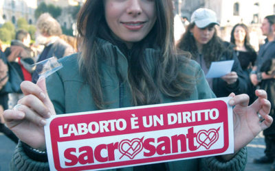 Una mujer fallece en Italia después de negarle su derecho al aborto
