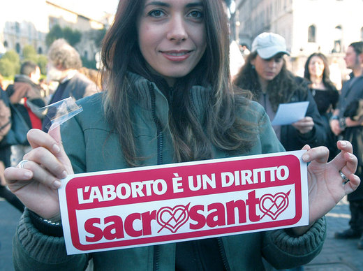 Una dona mor a Itàlia després de negar-li el seu dret a l’avortament